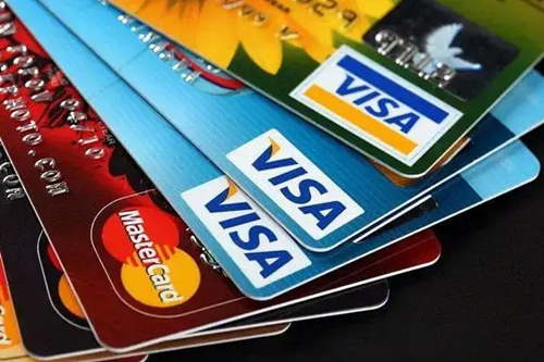 在线申请信用卡哪家容易出卡？